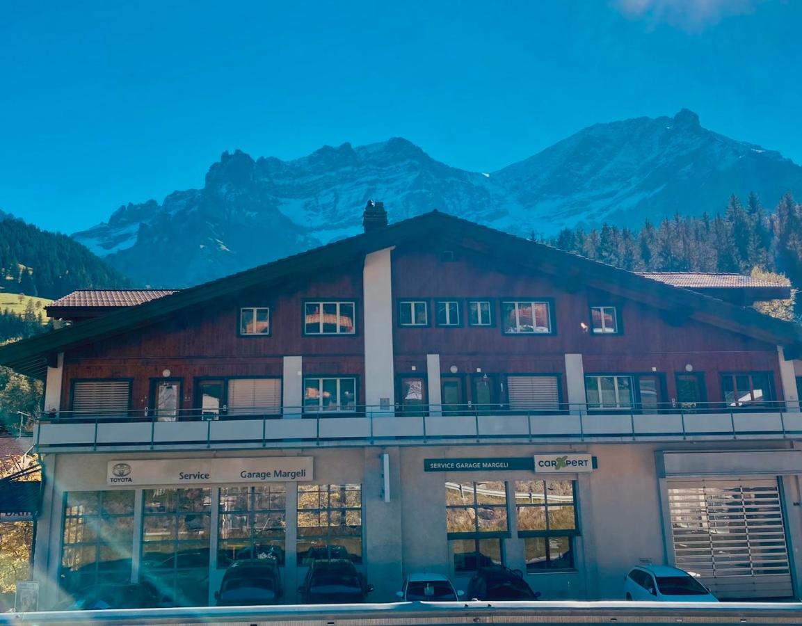 Studio Im Modernen Alpenstyle Adelboden Exteriör bild